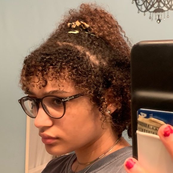 Meet your Posher, Amya - Picture 5 of 5